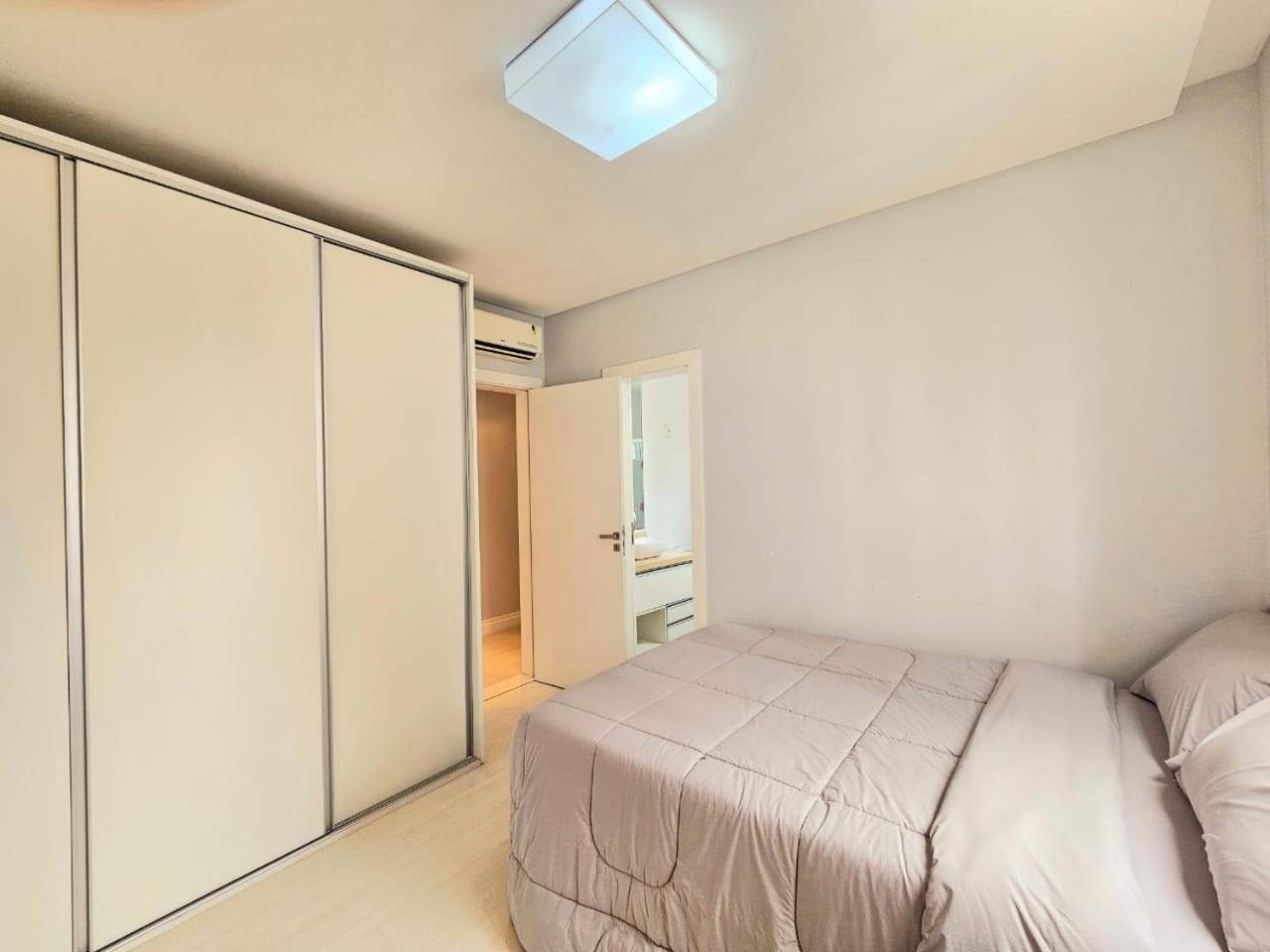Apartamento Palm Quadra Mar *